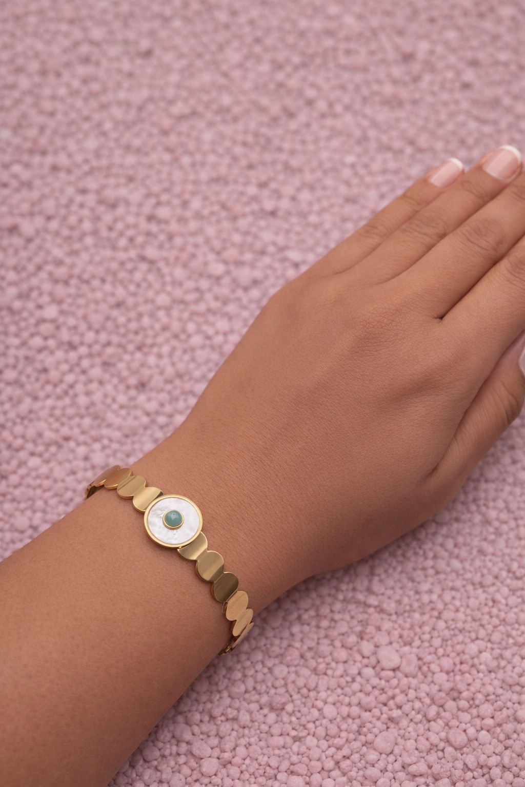 Astrid Armband - Verstellbares Armband aus vergoldetem Edelstahl